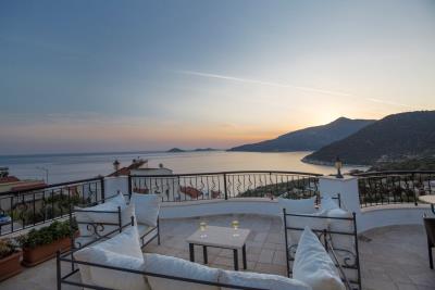 fully-furnished-modern--two-bedroom-apartment-for-sale-in-Kalamar--Kalkan--Kas-1