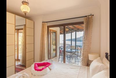 fully-furnished-modern--two-bedroom-apartment-for-sale-in-Kalamar--Kalkan--Kas-7