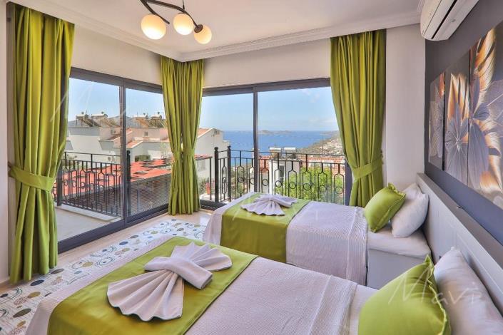 Image No.22-3 Bed Villa / Detached for sale