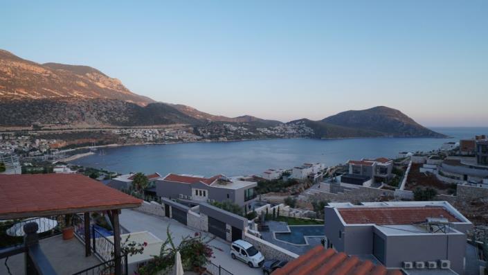 Image No.20-4 Bed Villa / Detached for sale