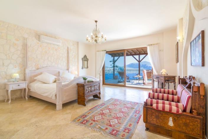 Image No.31-4 Bed Villa / Detached for sale
