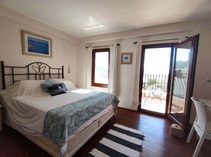 Image No.15-3 Bed Semi-Detached for sale