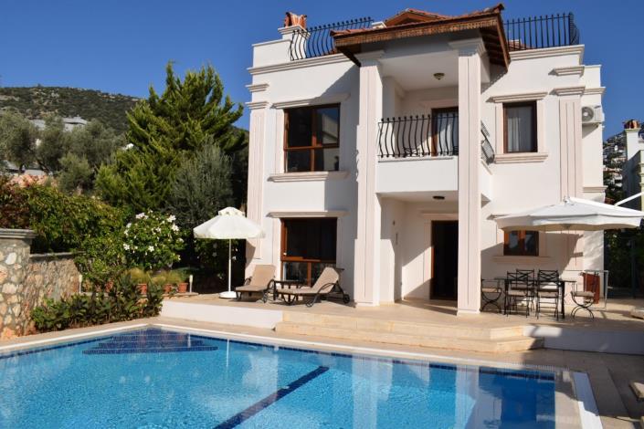 Image No.26-3 Bed Semi-Detached for sale