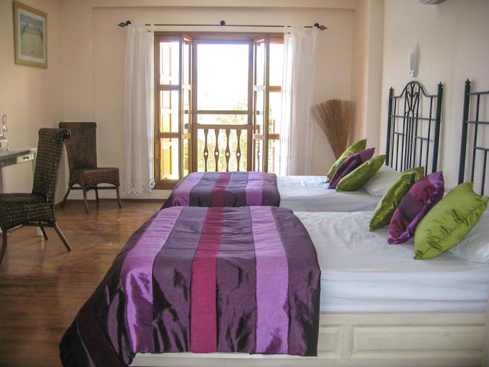 Image No.36-3 Bed Semi-Detached for sale