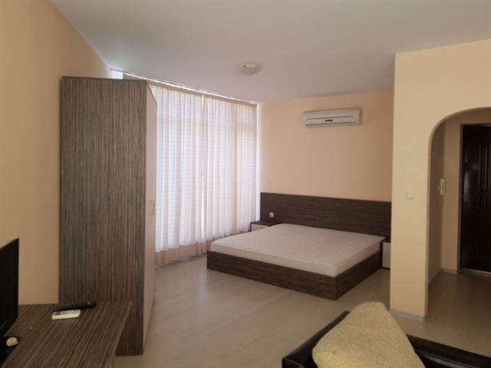 Image No.2-Studio for sale