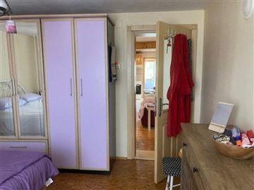 229815uk5clniq