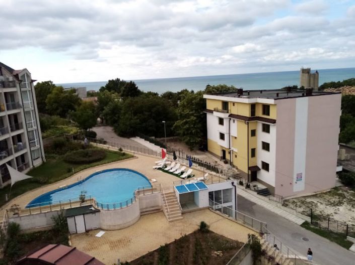 Image No.1-Propriété de 4 chambres à vendre à Kavarna