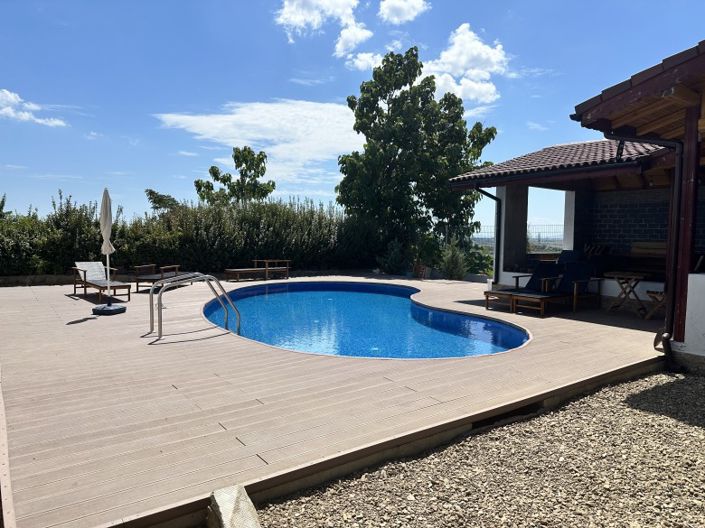 Image No.3-2 Bed Property for sale