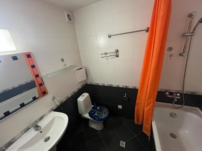 Image No.18-2 Bed Apartment for sale