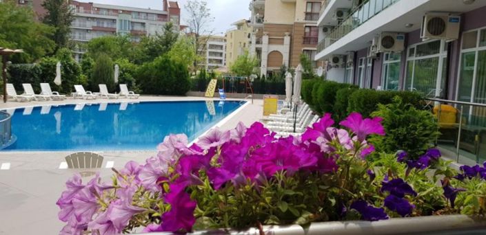 Image No.1-Propriété de 2 chambres à vendre à Sunny Beach