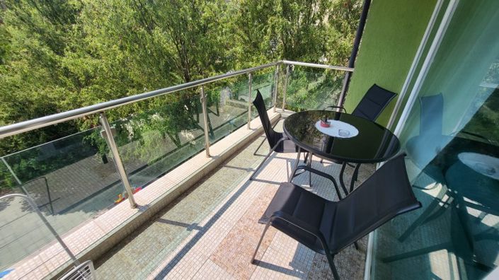 Image No.5-2 Bed Property for sale