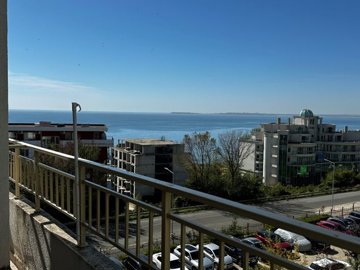 1 - St Vlas, Propriété