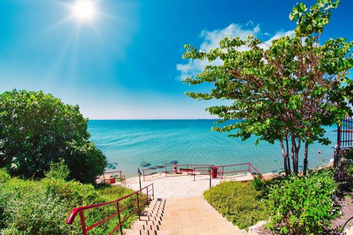 Image No.2-Propriété à vendre à St Vlas