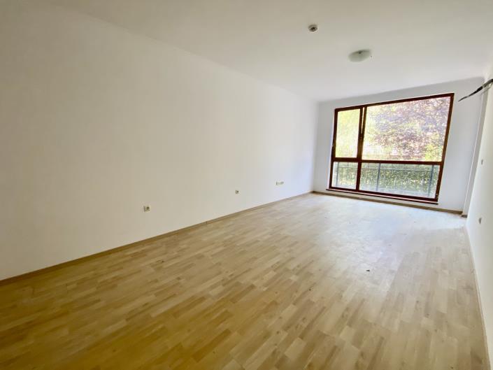 Image No.10-1 Bed Apartment for sale