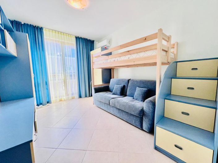 Image No.2-2 Bed Property for sale