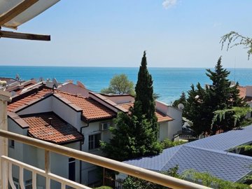 1 - St Vlas, Propriété