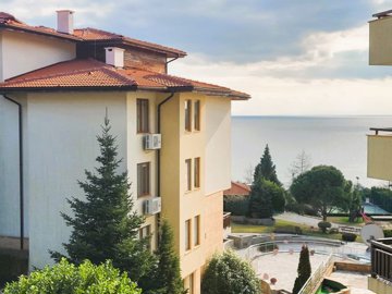 1 - St Vlas, Propriété