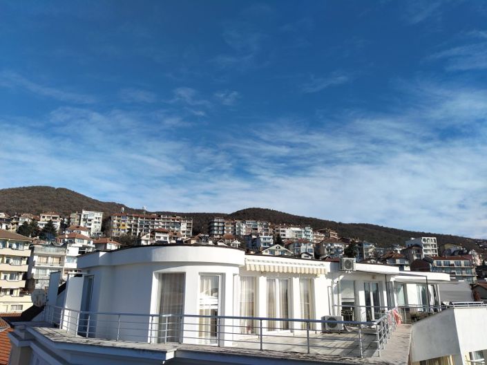 Image No.3-1 Bed Property for sale