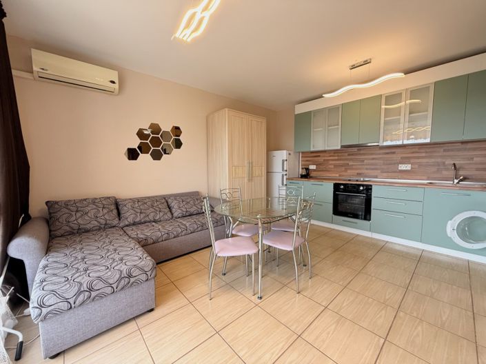 Image No.6-1 Bed Property for sale