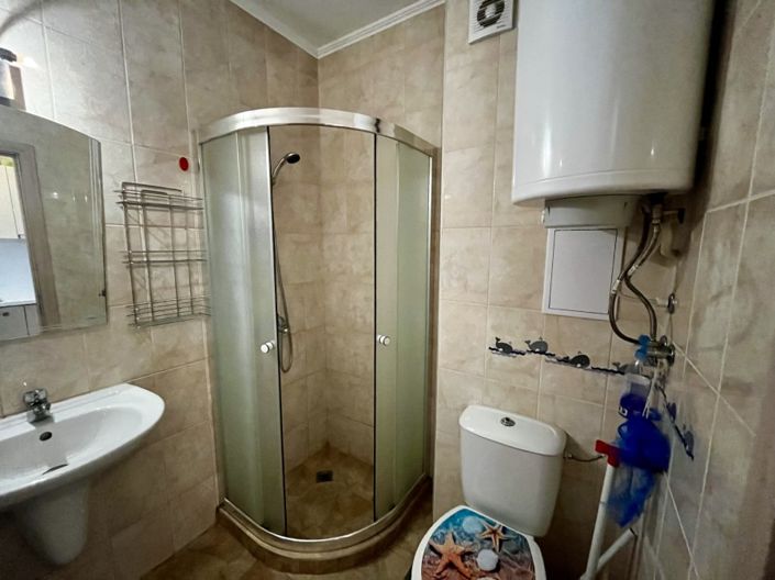 Image No.7-1 Bed Property for sale