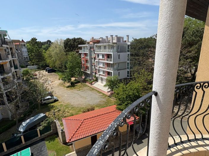 Image No.3-2 Bed Property for sale