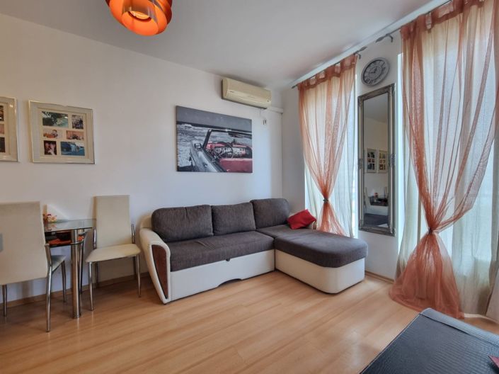Image No.1-Propriété de 1 chambre à vendre à Sunny Beach