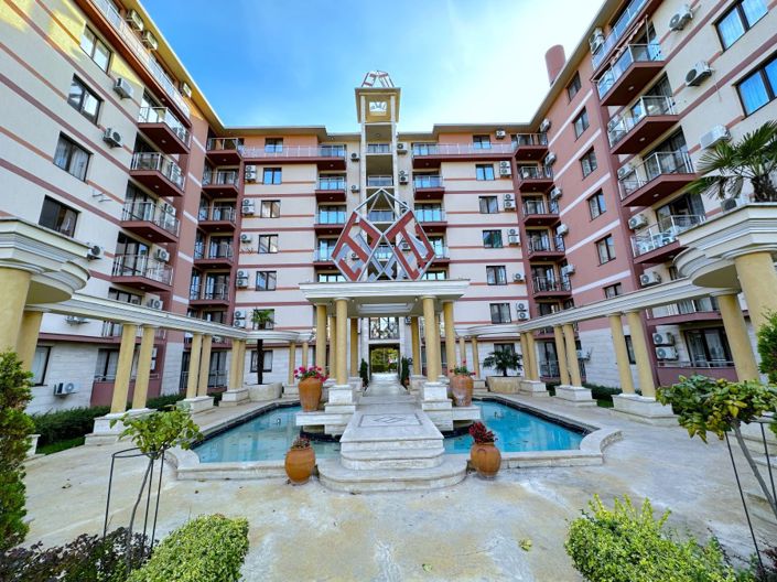 Image No.1-Propriété de 2 chambres à vendre à Sunny Beach