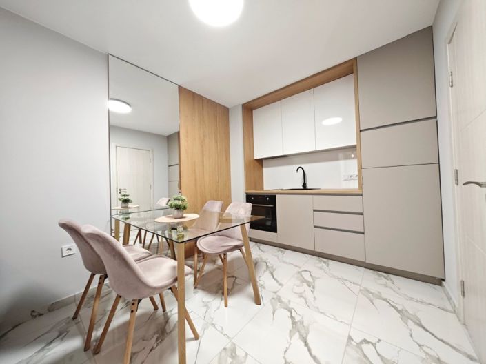 Image No.1-1 Bed Property for sale