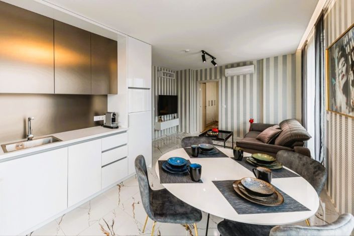 Image No.2-1 Bed Property for sale