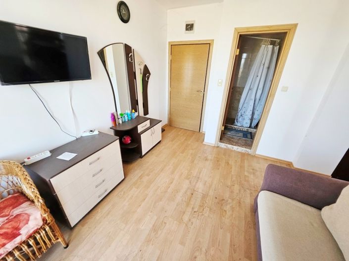 Image No.6-1 Bed Property for sale