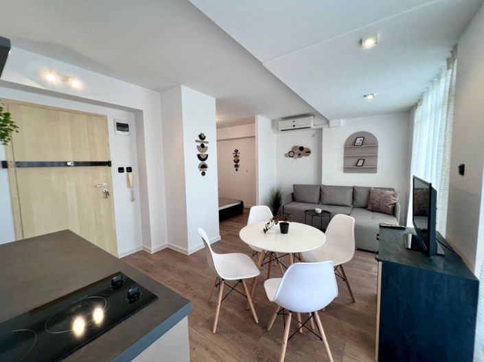 Image No.1-1 Bed Property for sale