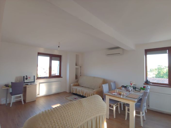 Image No.2-3 Bed Property for sale