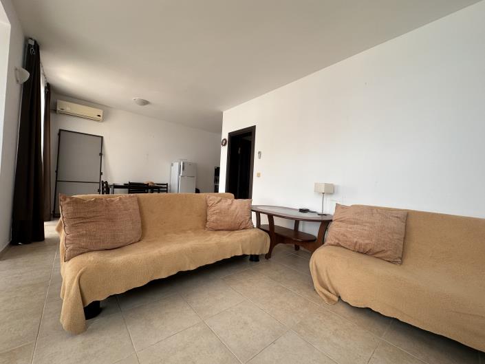 Image No.15-2 Bed Property for sale