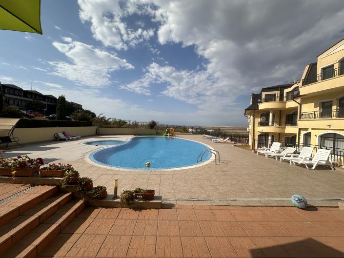 Image No.5-2 Bed Property for sale