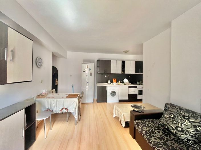 Image No.1-Propriété de 2 chambres à vendre à Sunny Beach