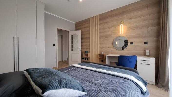 Image No.13-2 Bed Property for sale