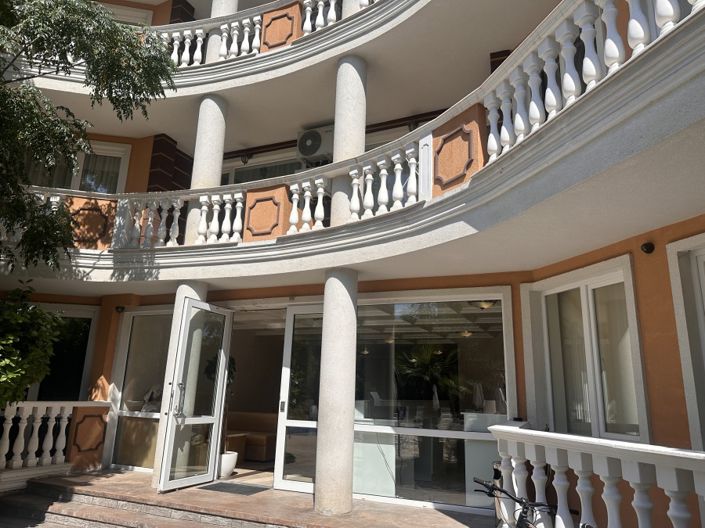 Image No.5-1 Bed Property for sale