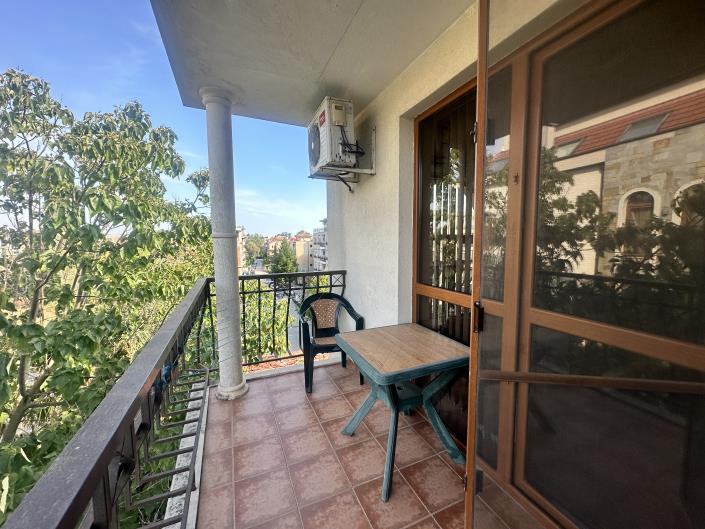 Image No.14-3 Bed Property for sale