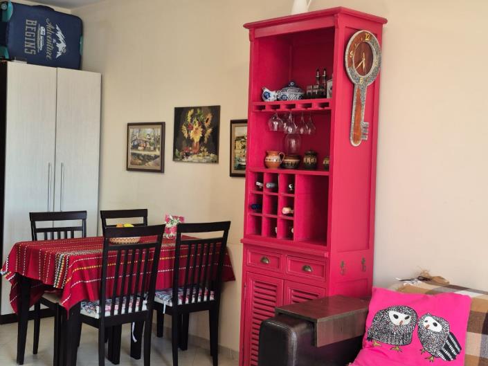 Image No.9-1 Bed Property for sale