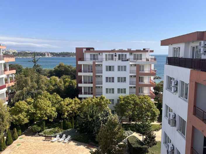 Image No.2-1 Bed Property for sale