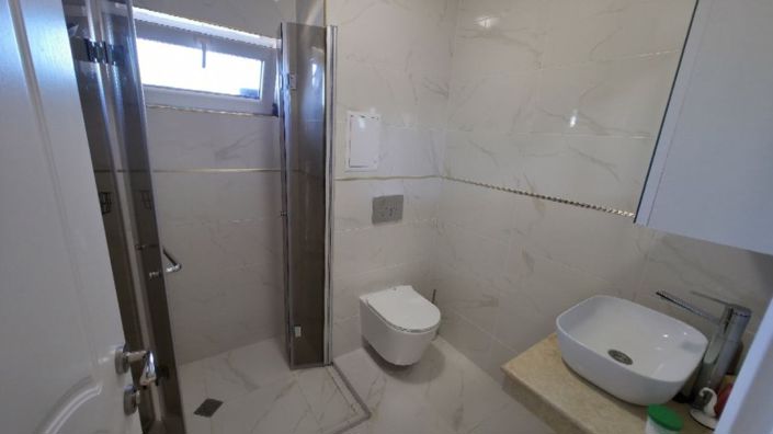 Image No.2-2 Bed Property for sale