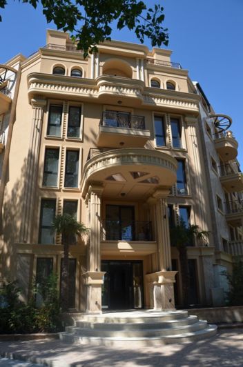 Image No.4-2 Bed Property for sale