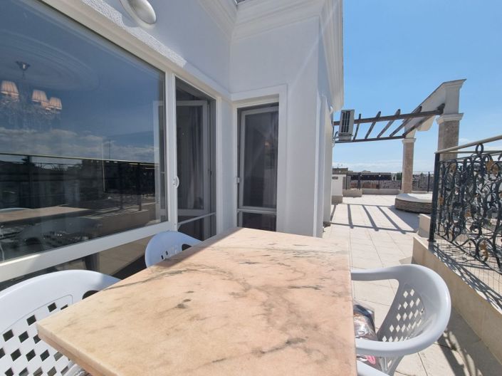 Image No.4-1 Bed Property for sale