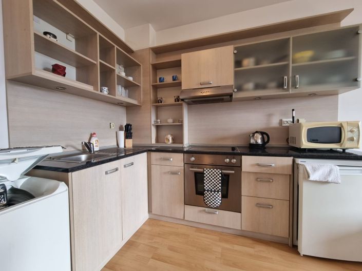 Image No.2-1 Bed Property for sale