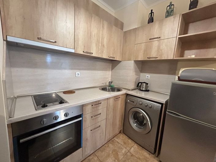 Image No.4-Studio for sale