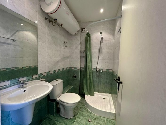 Image No.8-2 Bed Apartment for sale