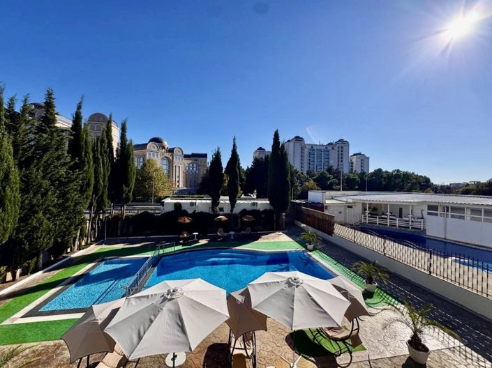 Image No.1-1 Bed Property for sale