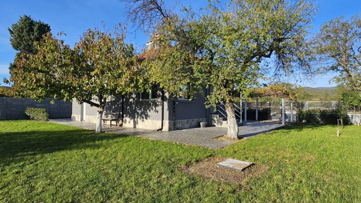 Image No.7-2 Bed Property for sale