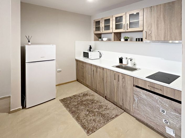 Image No.3-1 Bed Property for sale