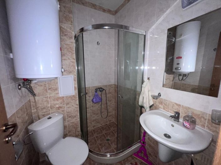 Image No.8-1 Bed Property for sale